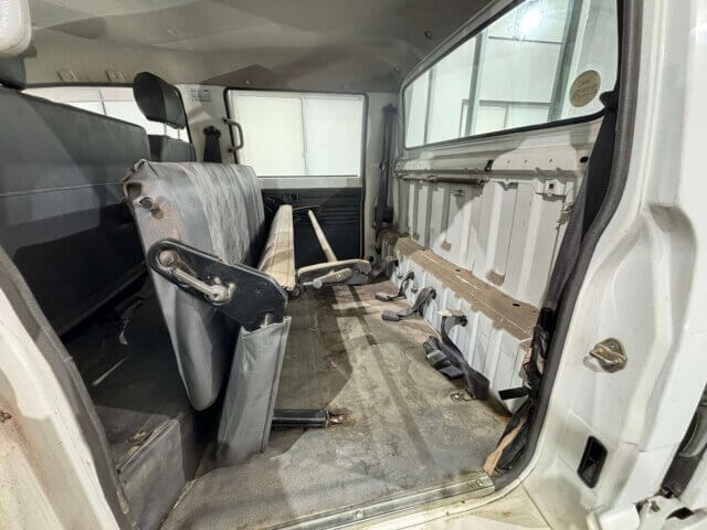 2000 MAZDA BONGO TRUCK