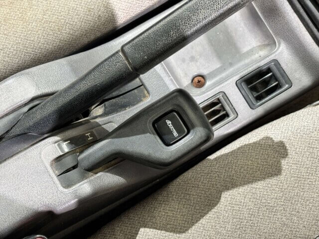 1996 MITSUBISHI MINICAB TRUCK