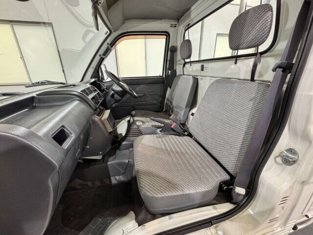 2000 DAIHATSU HIJET TRUCK