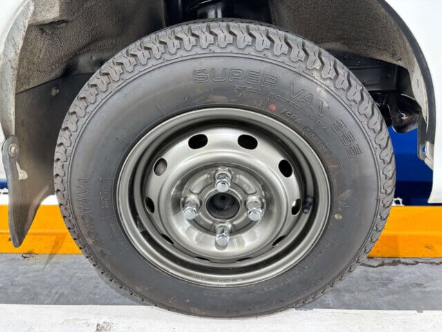 2000 DAIHATSU HIJET TRUCK