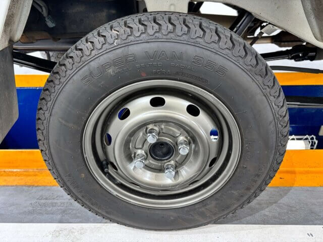 2000 DAIHATSU HIJET TRUCK