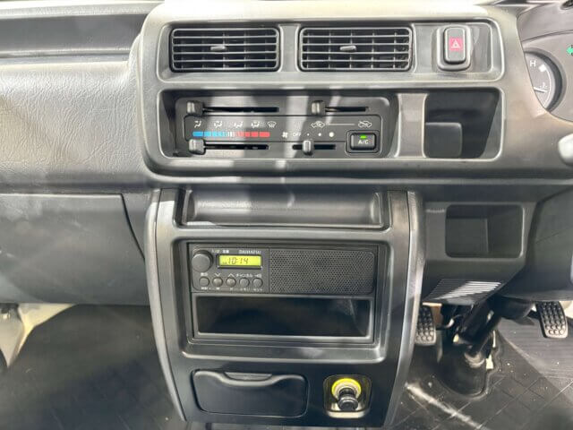 2001 DAIHATSU HIJET TRUCK