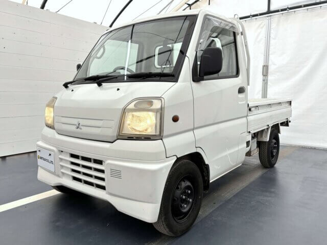 2000 MITSUBISHI MINICAB TRUCK