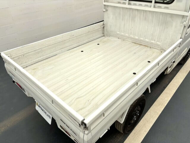 2000 MITSUBISHI MINICAB TRUCK