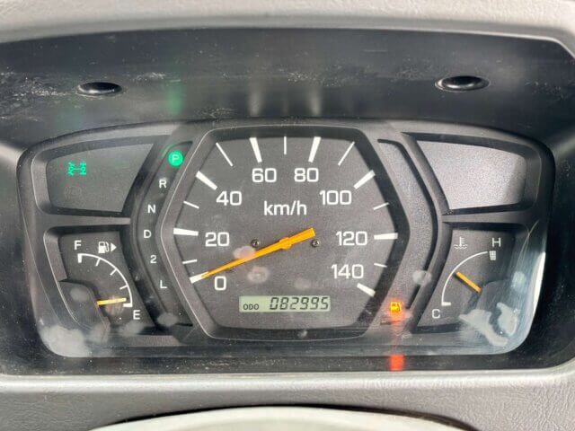 2000 MITSUBISHI MINICAB TRUCK