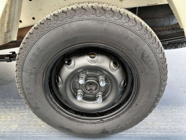 2000 MITSUBISHI MINICAB TRUCK