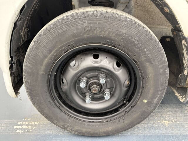 2000 MITSUBISHI MINICAB TRUCK