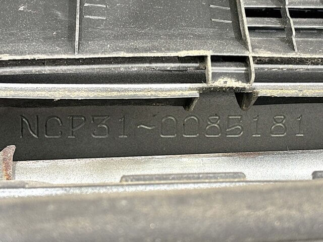 2001 TOYOTA bB