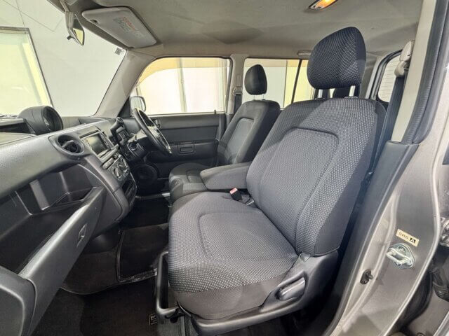 2001 TOYOTA bB
