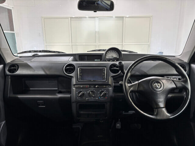 2001 TOYOTA bB