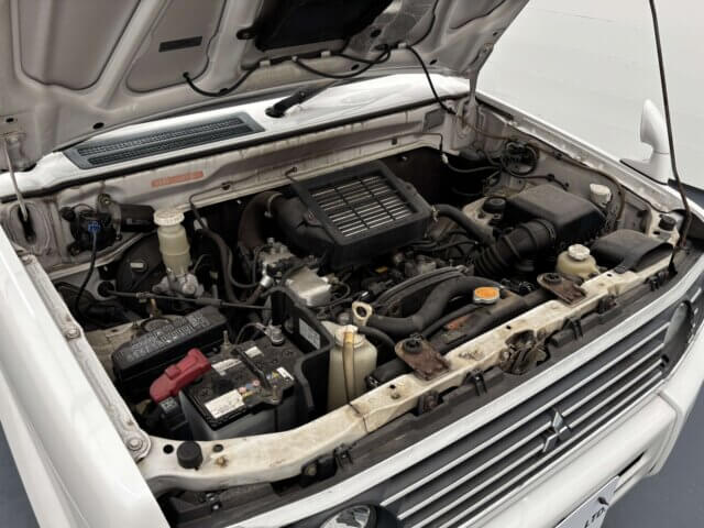 2001 MITSUBISHI PAJERO MINI