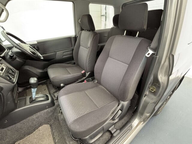 2001 MITSUBISHI PAJERO MINI