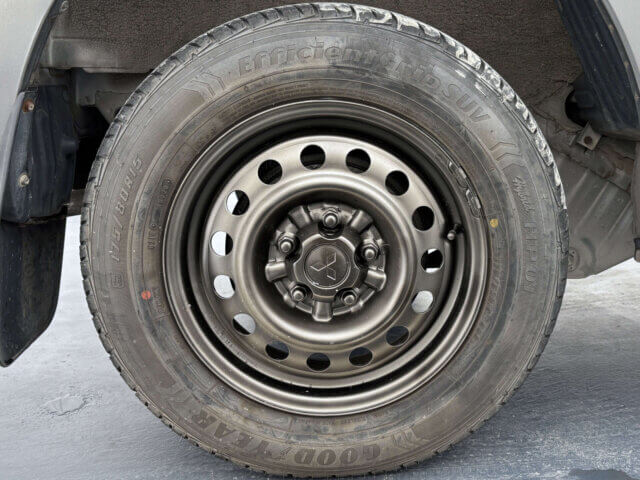 2001 MITSUBISHI PAJERO MINI