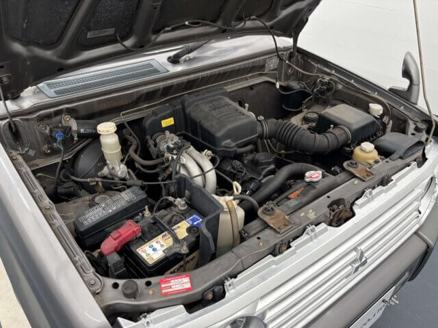 2001 MITSUBISHI PAJERO MINI