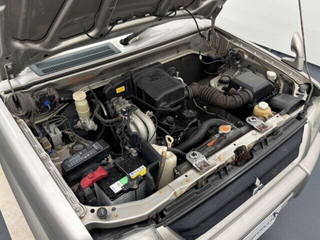 1999 MITSUBISHI PAJERO MINI