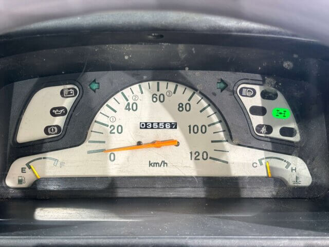1999 MITSUBISHI MINICAB TRUCK
