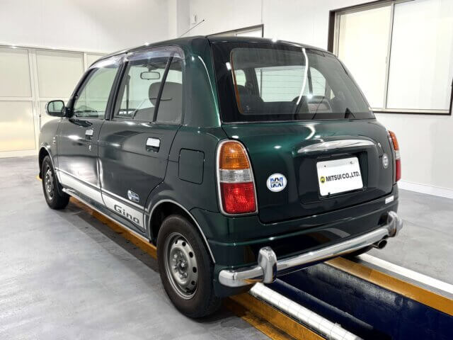 2001 DAIHATSU MIRA GINO