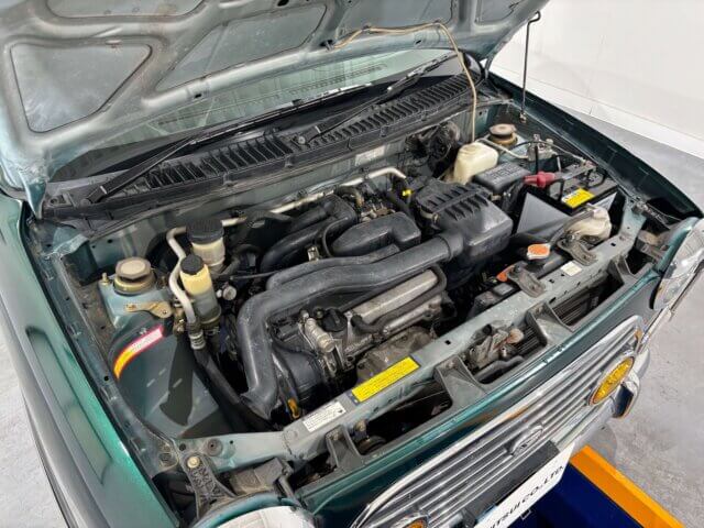 2001 DAIHATSU MIRA GINO
