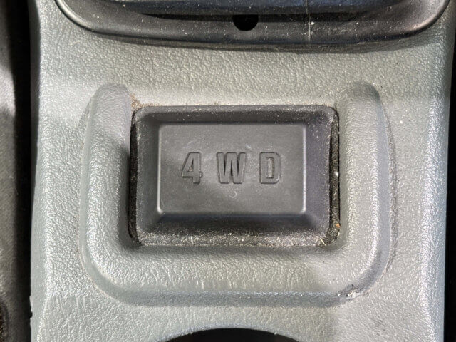 2000 MITSUBISHI TOWN BOX