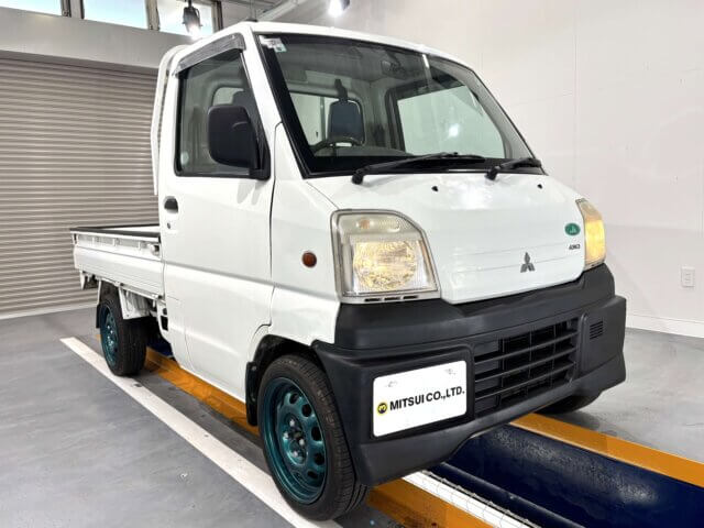 2000 MITSUBISHI MINICAB TRUCK