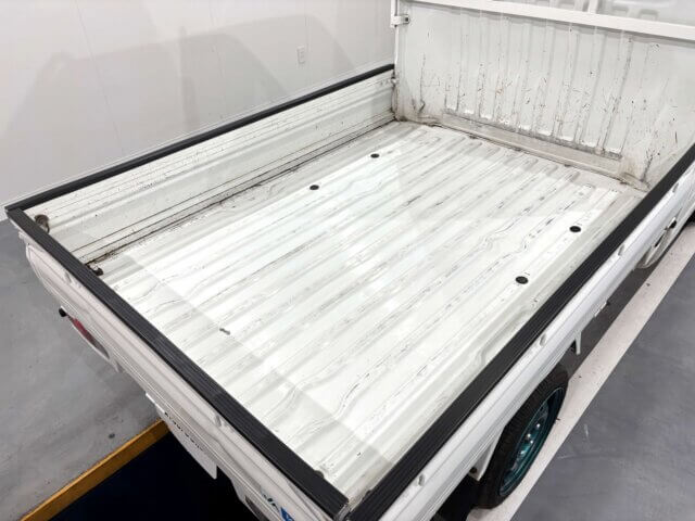 2000 MITSUBISHI MINICAB TRUCK