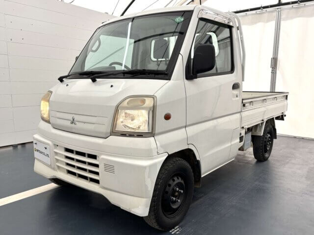 2000 MITSUBISHI MINICAB TRUCK