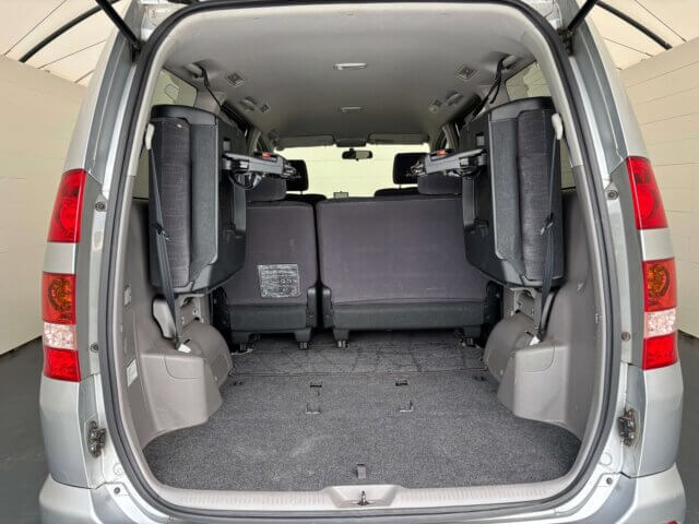 2001 TOYOTA NOAH