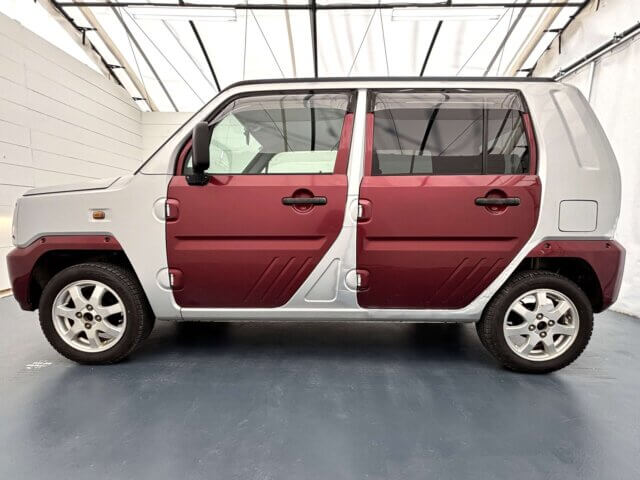 2000 DAIHATSU NAKED