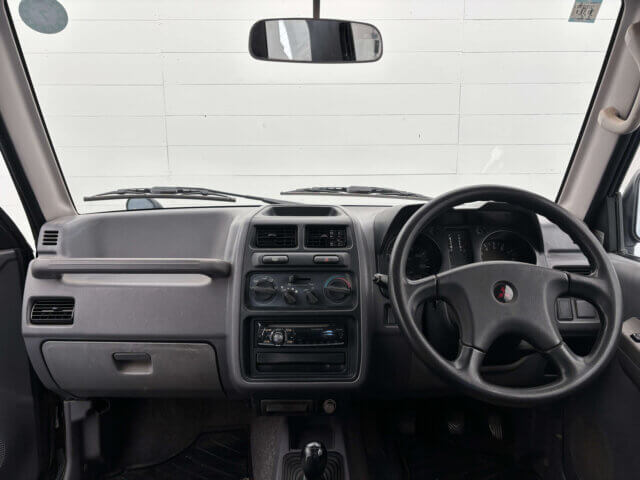 1995 MITSUBISHI PAJERO MINI
