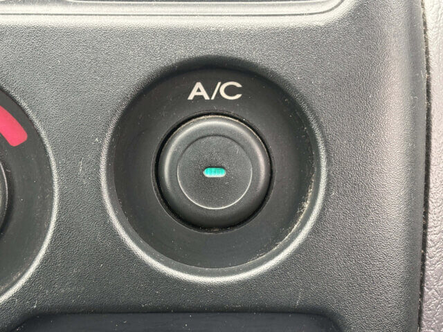 2001 HONDA LIFE