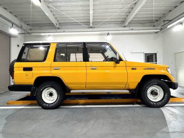 1991 TOYOTA LAND CRUISER PRADO