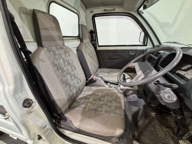 1997 MITSUBISHI MINICAB TRUCK
