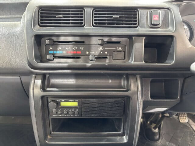 2001 DAIHATSU HIJET TRUCK