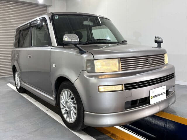 2001 TOYOTA bB