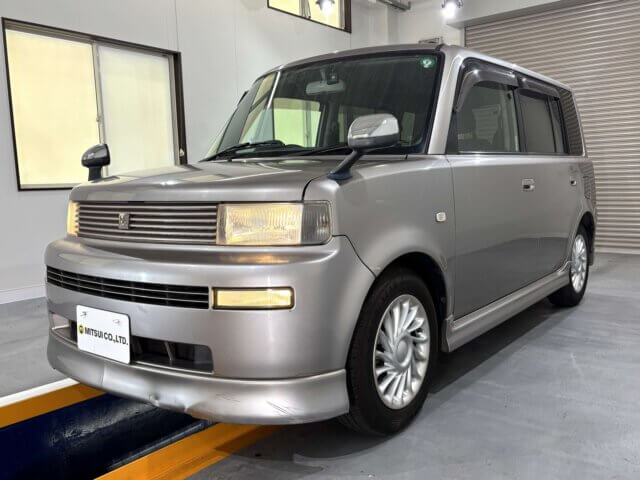 2001 TOYOTA bB