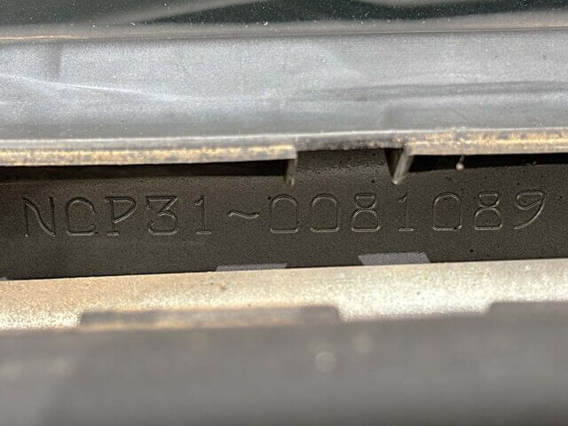 2001 TOYOTA bB
