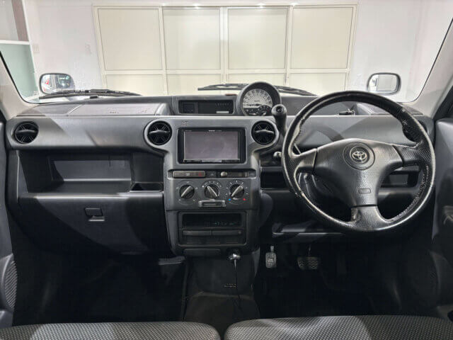 2001 TOYOTA bB