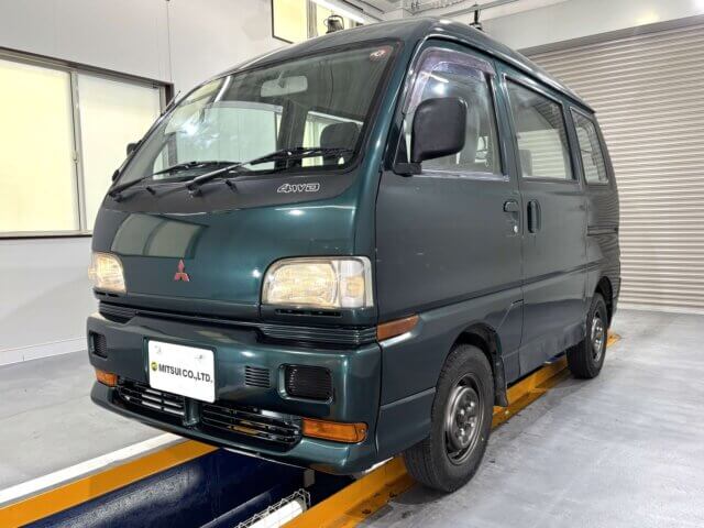1995 MITSUBISHI BRAVO