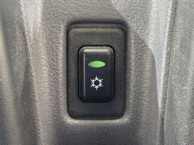 1995 MITSUBISHI BRAVO