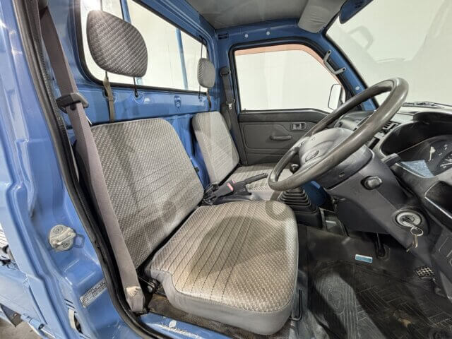 2000 DAIHATSU HIJET TRUCK