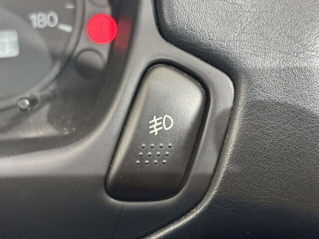 2000 MITSUBISHI FTO