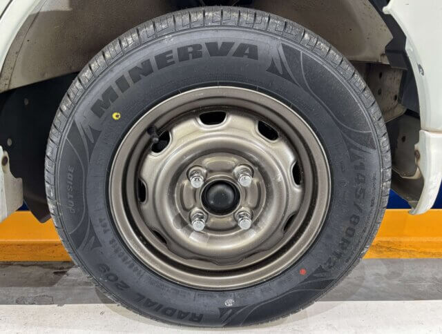 2001 SUZUKI EVERY VAN