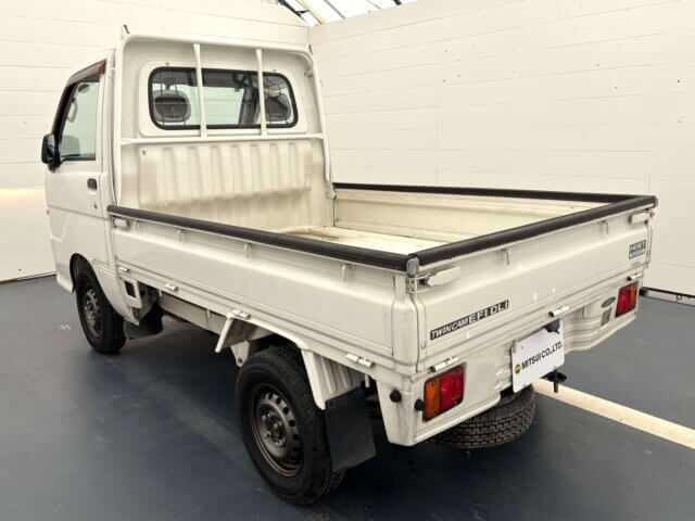 2000 DAIHATSU HIJET TRUCK