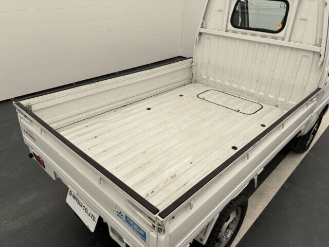 1996 MITSUBISHI MINICAB TRUCK