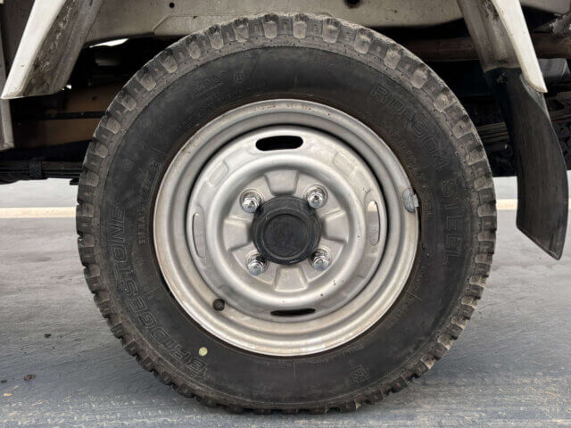 1996 MITSUBISHI MINICAB TRUCK