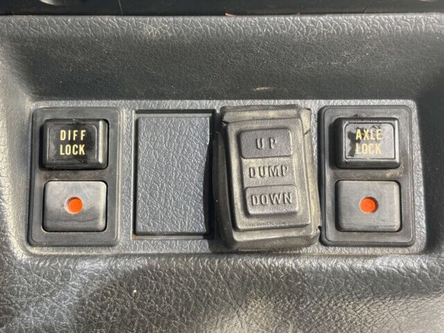 1994 SUZUKI CARRY DUMP