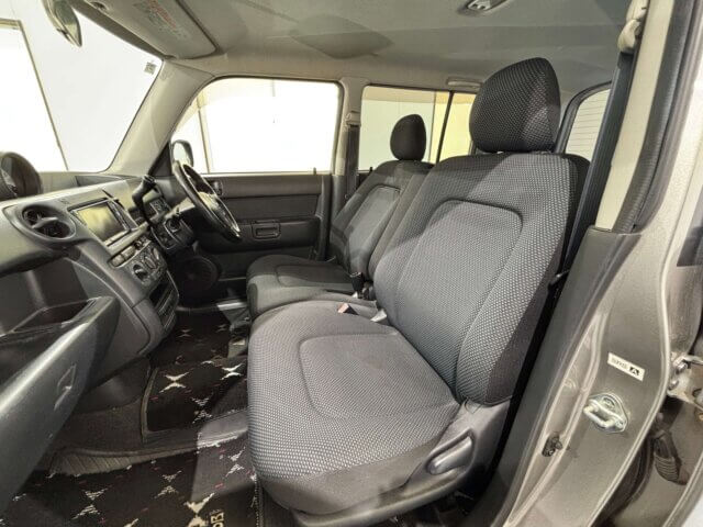 2001 TOYOTA bB