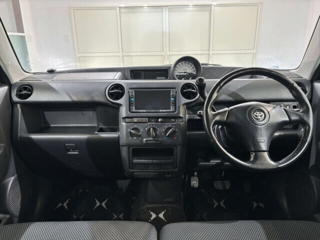 2001 TOYOTA bB