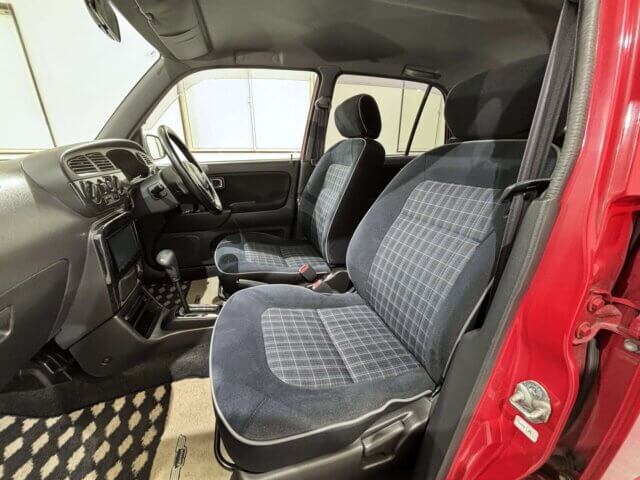 2001 DAIHATSU MIRA GINO