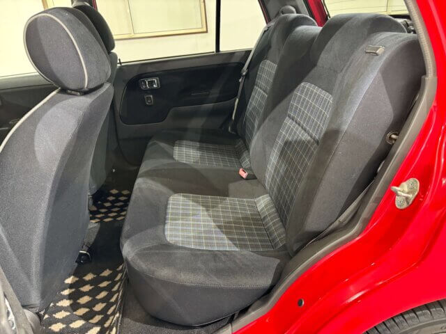 2001 DAIHATSU MIRA GINO